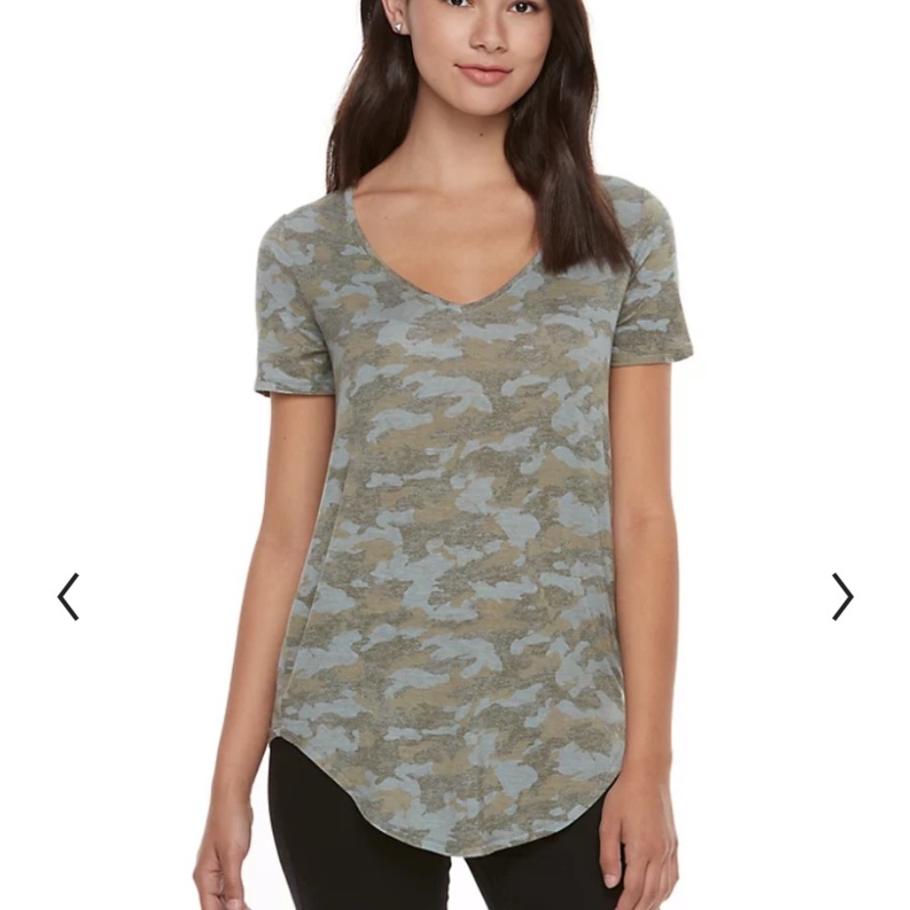 *3/$10 Army Print V Neck